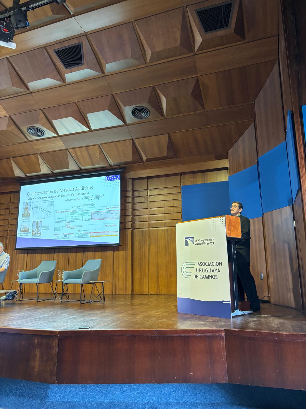 El Laboratorio Vial del IMAE presente en el 14° Congreso de la Vialidad Uruguaya