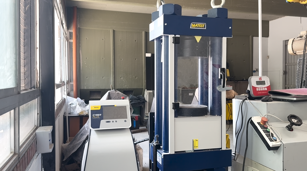 El IMAE incorpora nuevo equipamiento al Laboratorio de Tecnología de Materiales